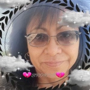 Meet your Posher, Alisa